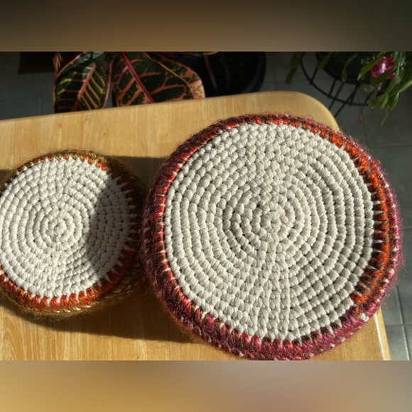 2 new round hand crocheted baskets. Use in any room - Picture 10 of 11